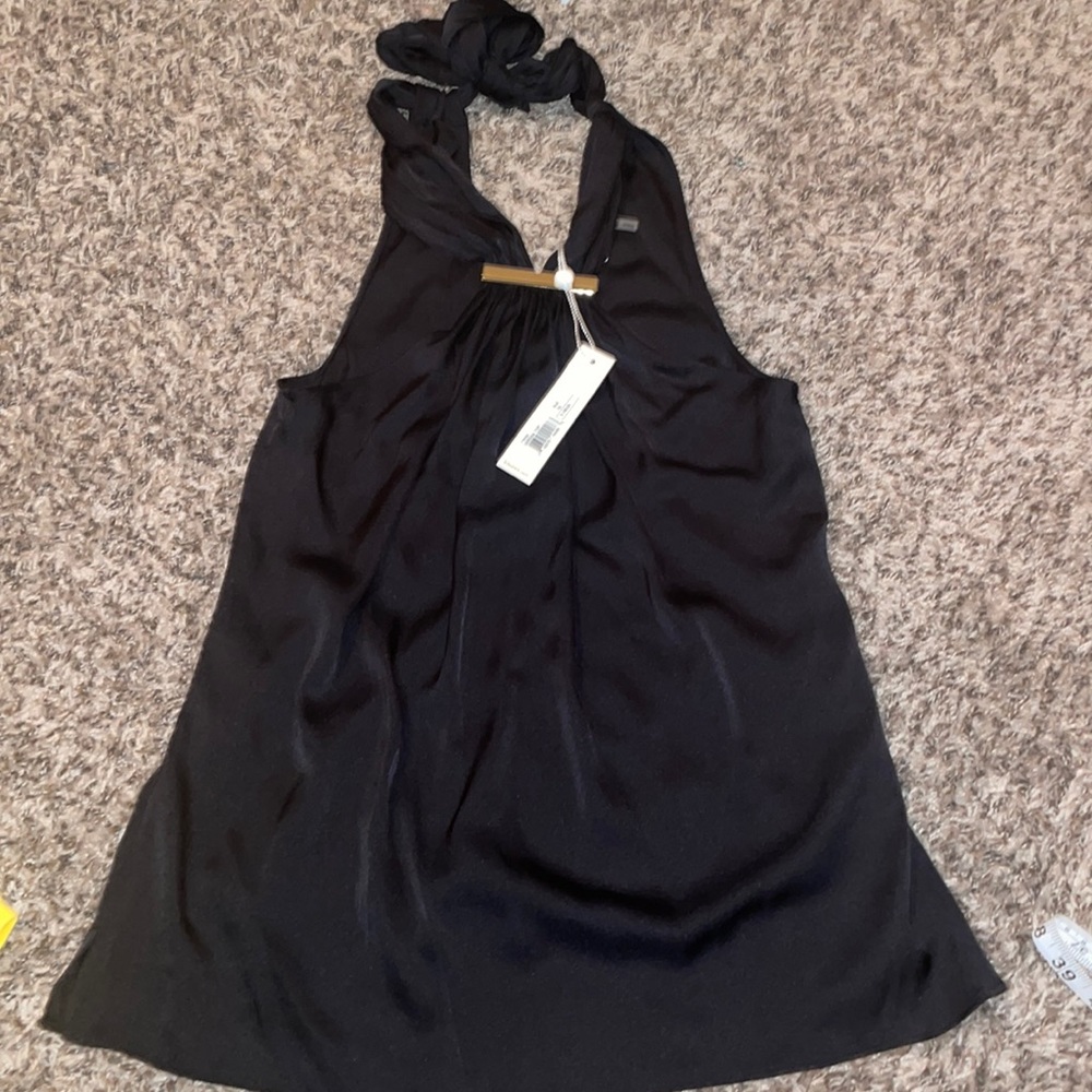 💖  Trina Turk top